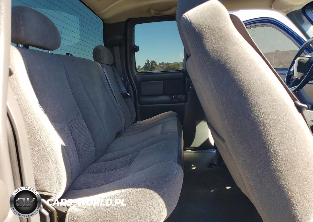2004 Chevrolet Silverado C1500 VIN:2GCEC19T941360166 - 10