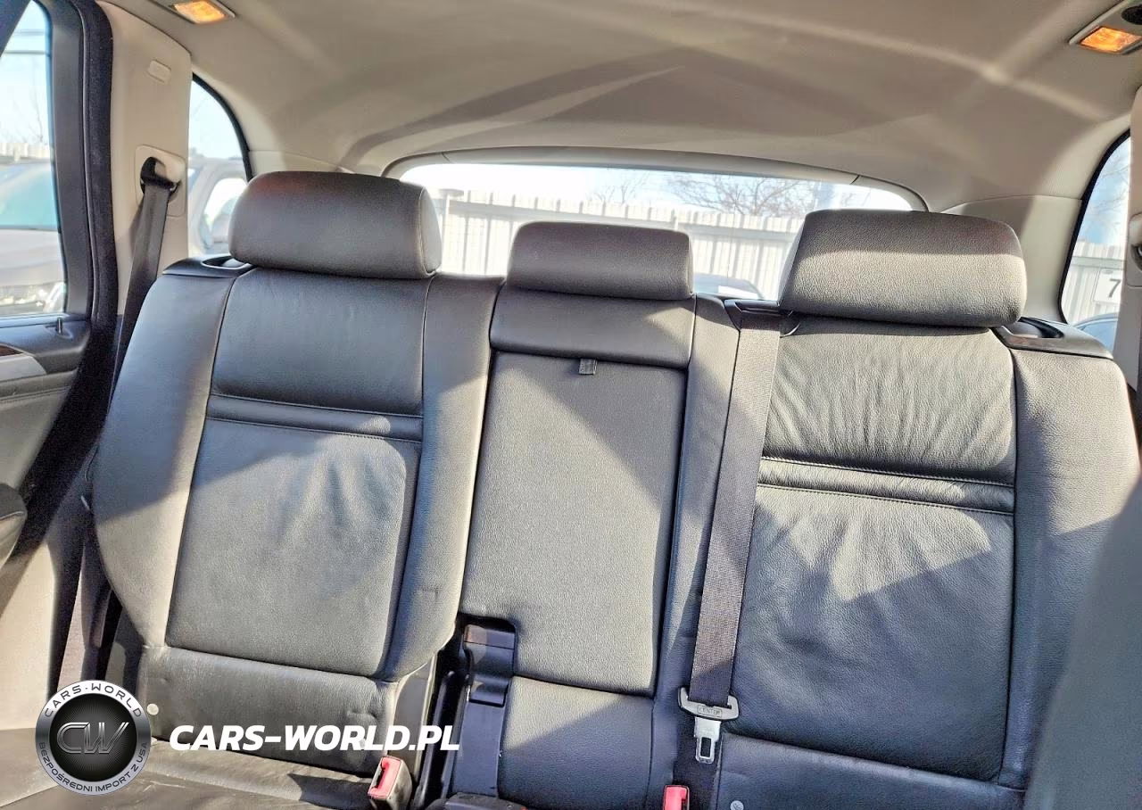 2009 BMW X5 xDrive30I VIN:5UXFE435X9L264427 - 10