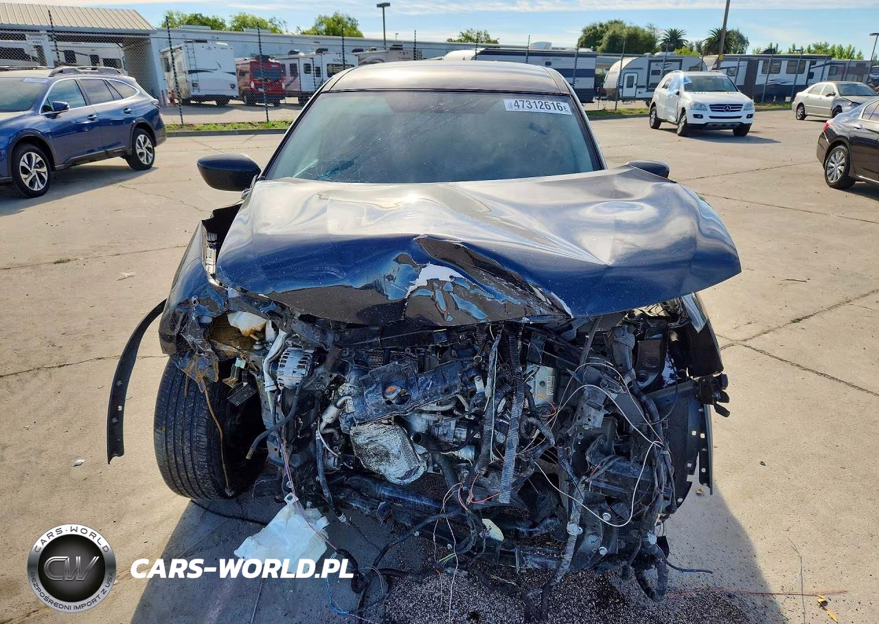 2018 Nissan Rogue S VIN:KNMAT2MT7JP513914 - 5
