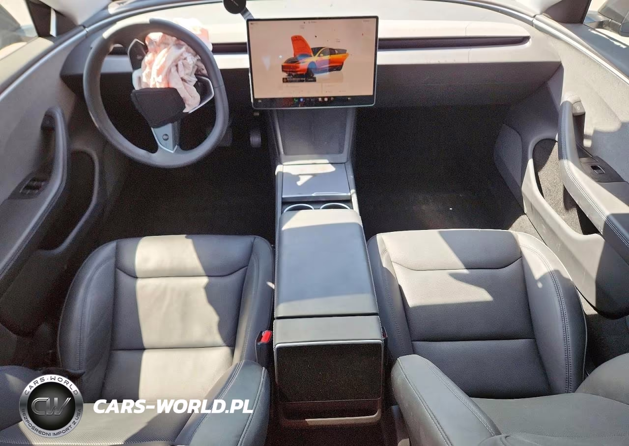 2025 Tesla Model 3 VIN:5YJ3E1EA0SF981117 - 8