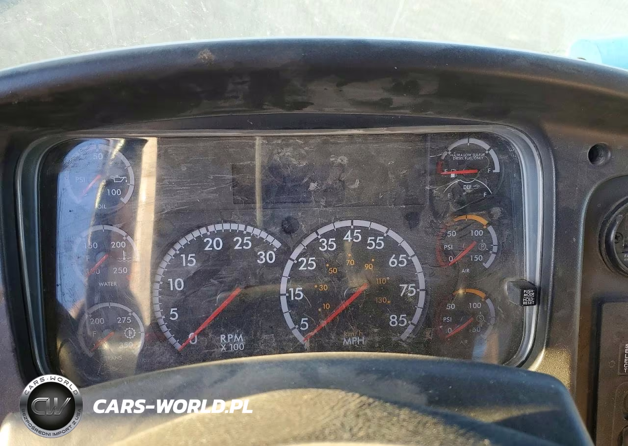 2016 Freightliner Business Class M2 Refuse Truck VIN:1FVHCYCYXGHGZ9909 - 8