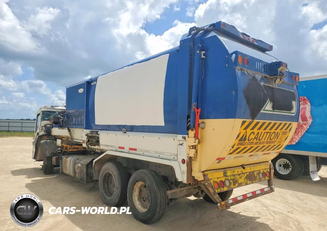 2018 Mack Refuse Truck VIN:1M2LR06CXJM003286 - 3