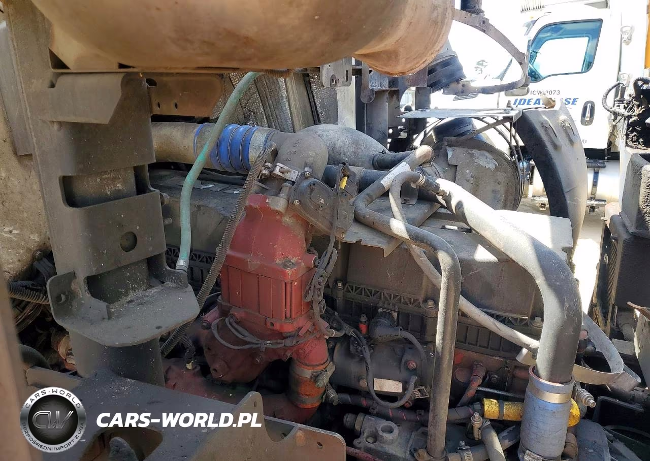 2018 Mack Refuse Truck VIN:1M2LR06CXJM003286 - 7