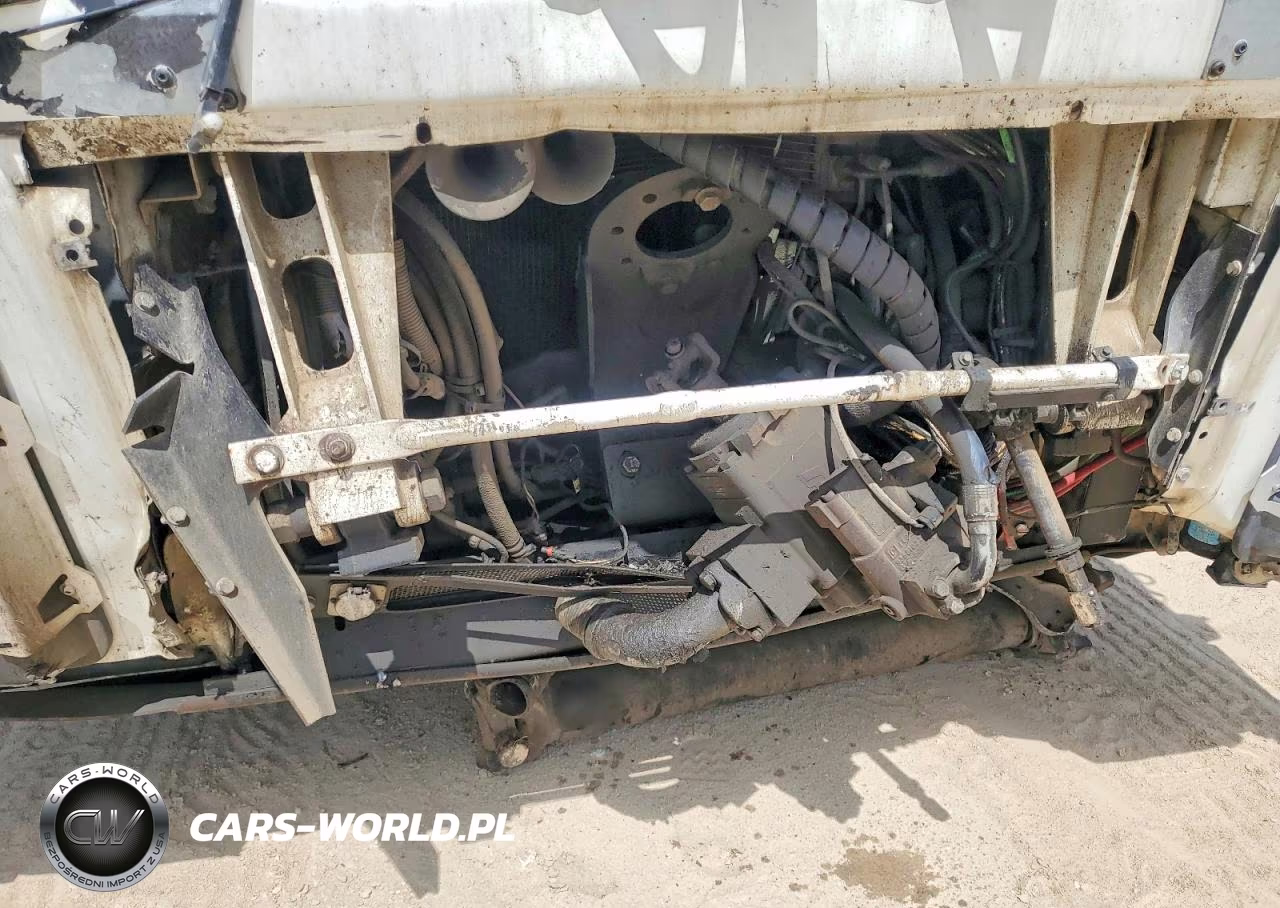 2018 Mack Refuse Truck VIN:1M2LR06CXJM003286 - 9