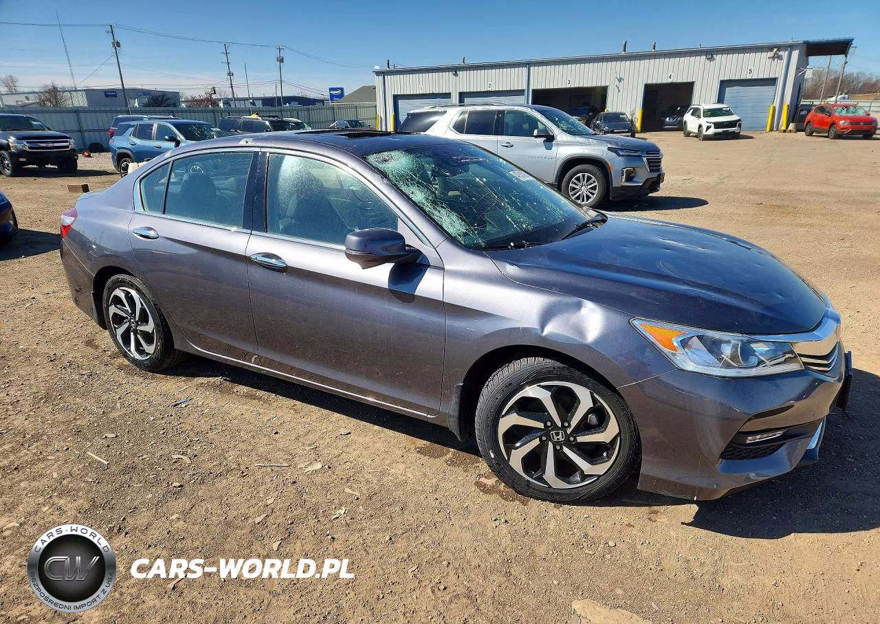 2017 Honda Accord Exl VIN:1HGCR3F05HA038651 - 4