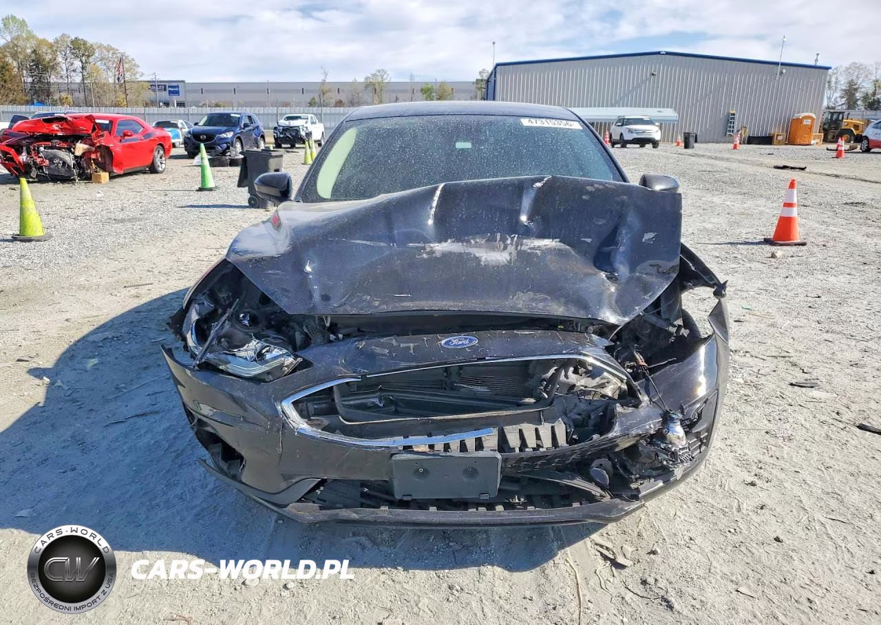 2019 Ford Fusion Se VIN:3FA6P0LU2KR204151 - 5