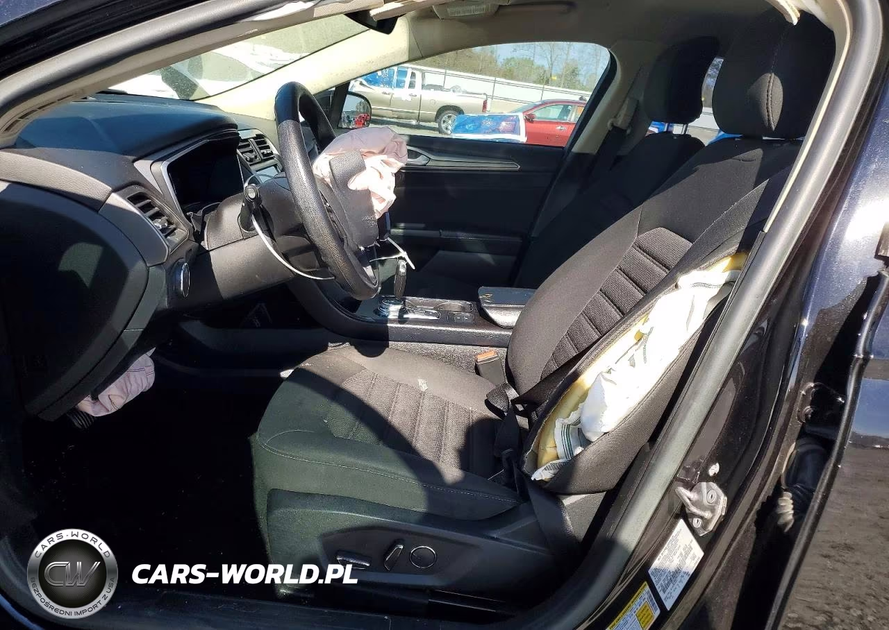 2019 Ford Fusion Se VIN:3FA6P0LU2KR204151 - 7