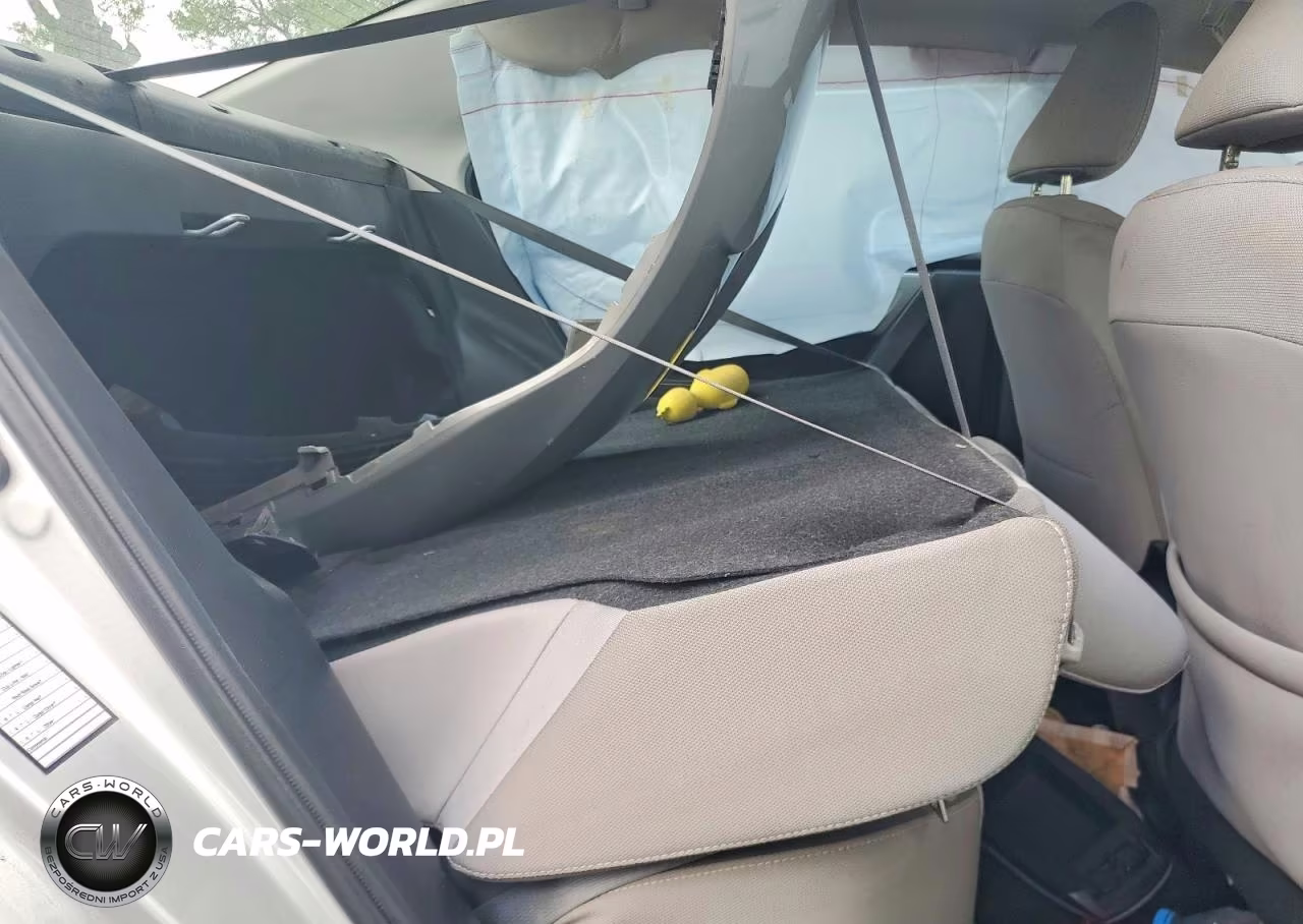 2019 Toyota Corolla Le VIN:2T1BURHE0KC233516 - 10