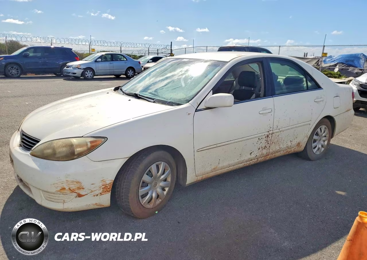 2005 Toyota Camry Le