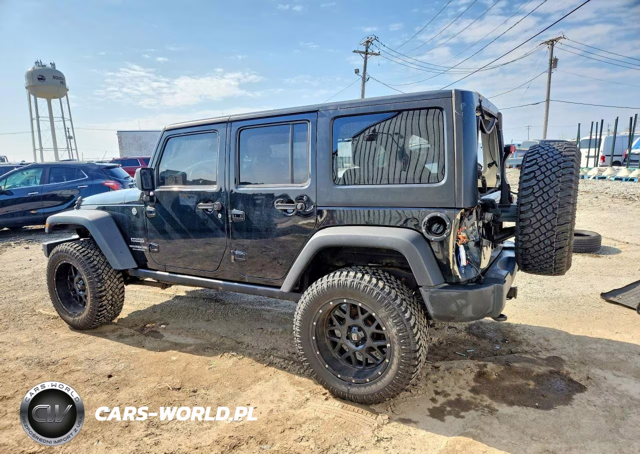 2015 Jeep Wrangler Unlimited Sport VIN:1C4BJWDG2FL613311 - 2