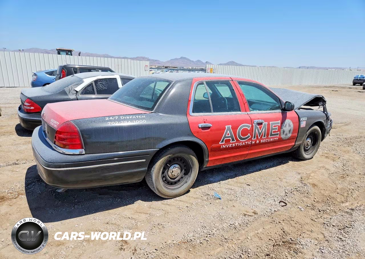 1998 Ford Crown Victoria Police Interceptor VIN:2FAFP71WXWX159951 - 3