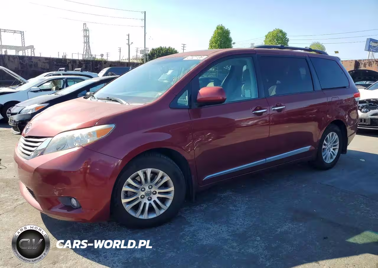2012 Toyota Sienna Xle 8-Passenger