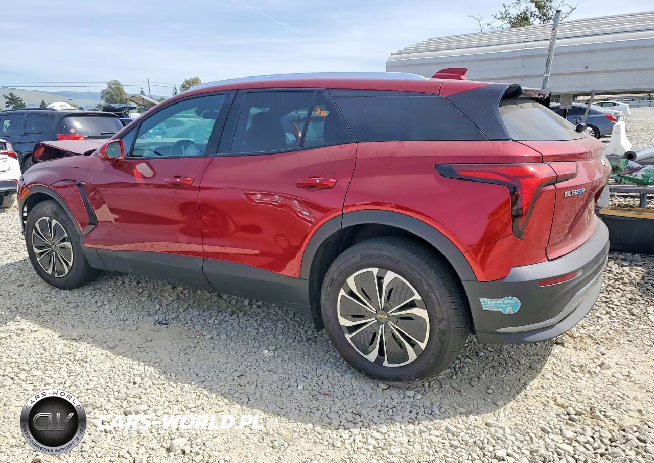 2025 Chevrolet Blazer Lt VIN:3GNKDBRM2SS180079 - 2