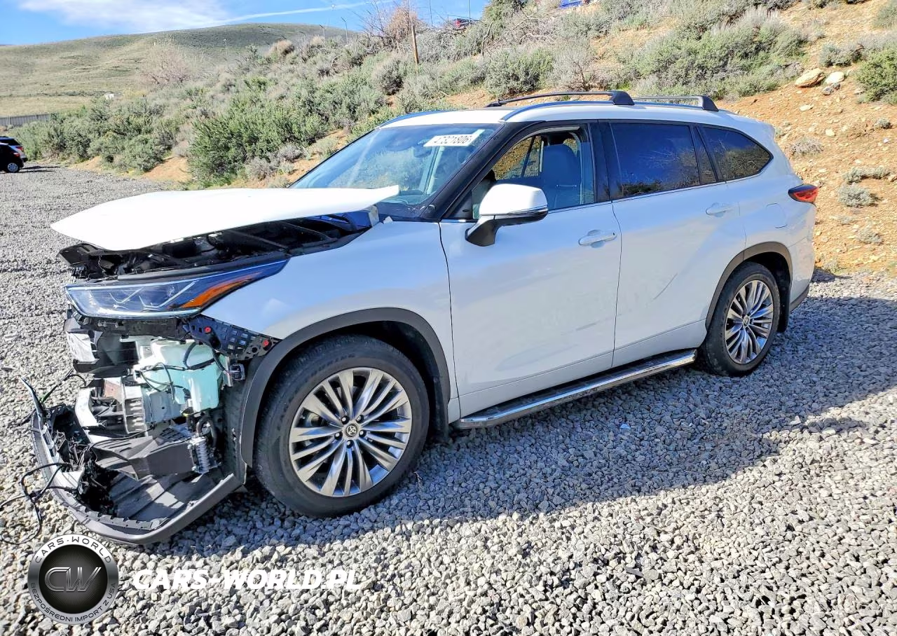 2022 Toyota Highlander Platinum