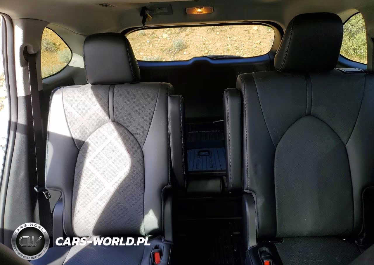 2022 Toyota Highlander Platinum VIN:5TDFZRBH9NS228879 - 10