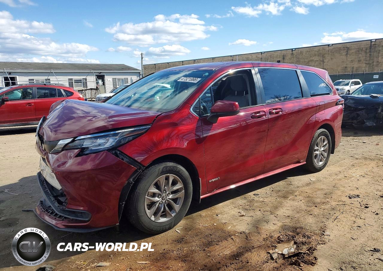 2021 Toyota Sienna Le 8-Passenger