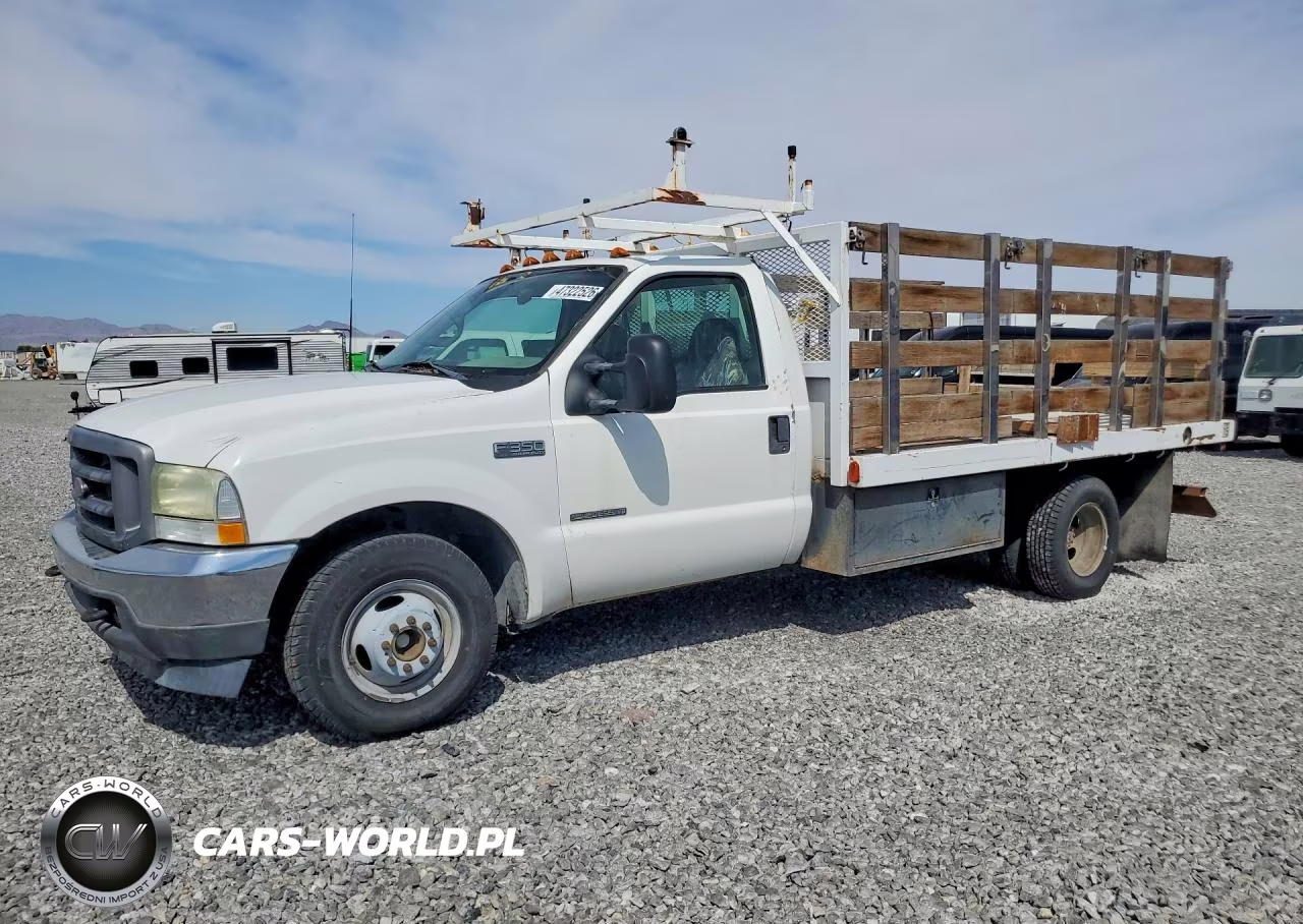 2002 Ford F350 Super Duty Flatbed Truck