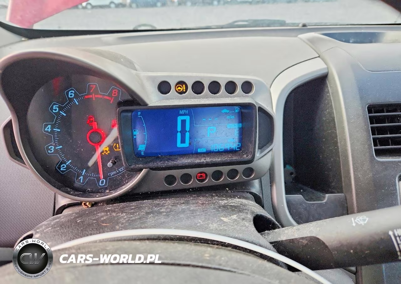 2014 Chev Sonic VIN:1G1JC5SH9E4222007 - 9