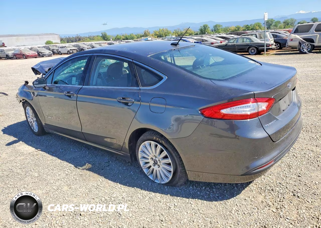 2015 Ford Fusion Se Hybrid VIN:3FA6P0LU6FR105967 - 2