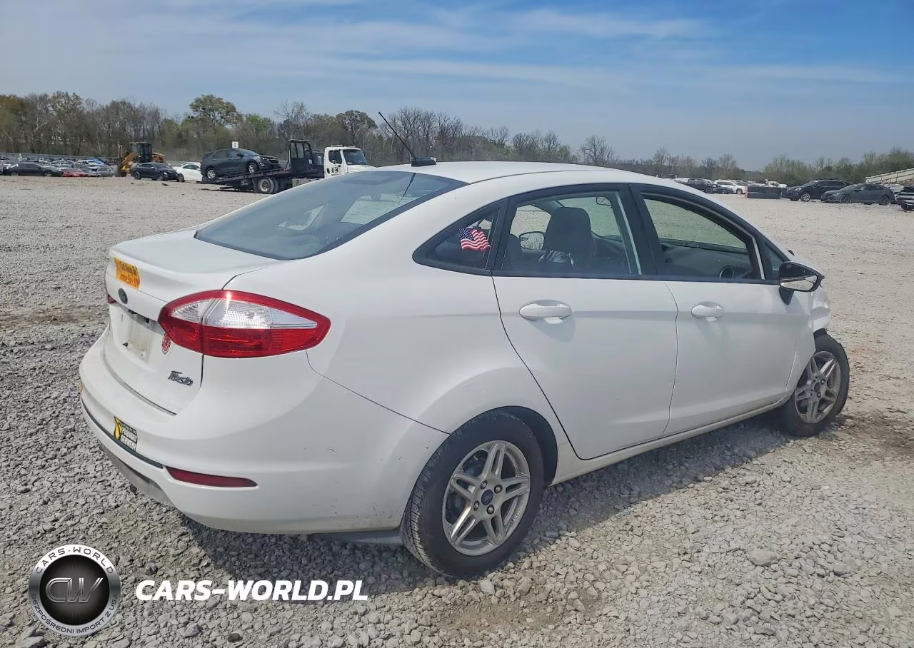 2018 Ford Fiesta Se VIN:3FADP4BJ2JM103273 - 3