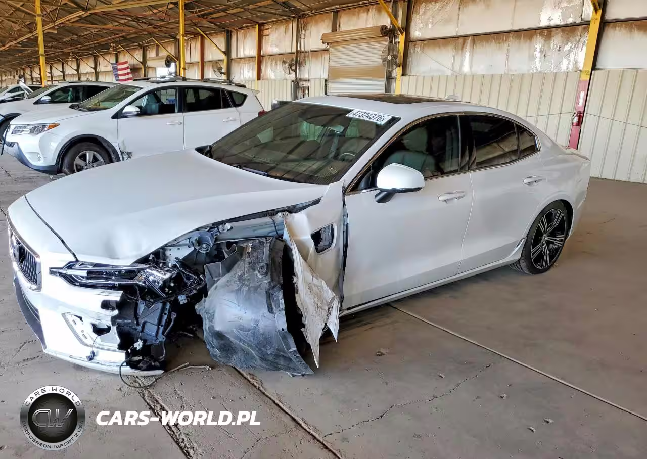 2022 Volvo S60 T8 Recharge Inscription