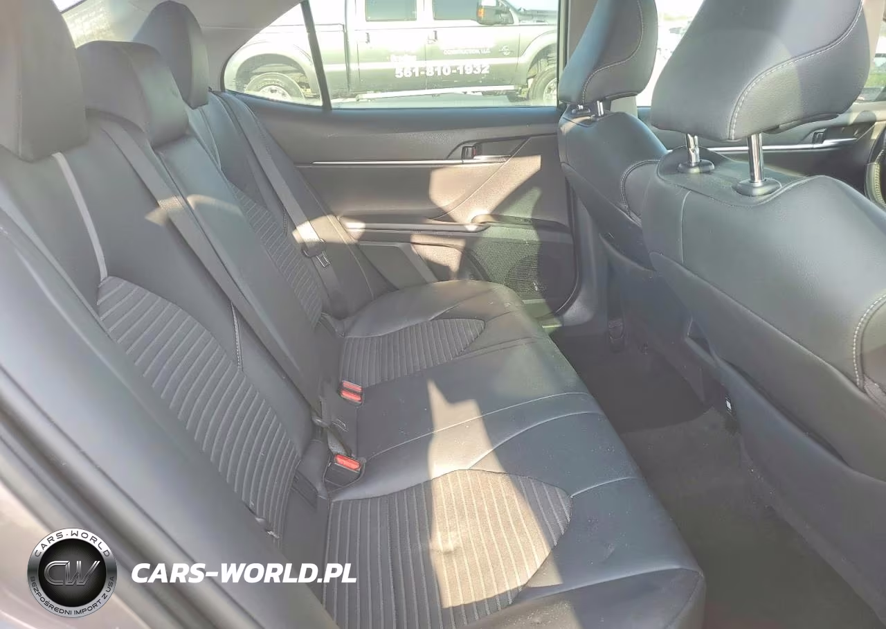2019 Toyota Camry Se VIN:4T1B11HK2KU780866 - 10