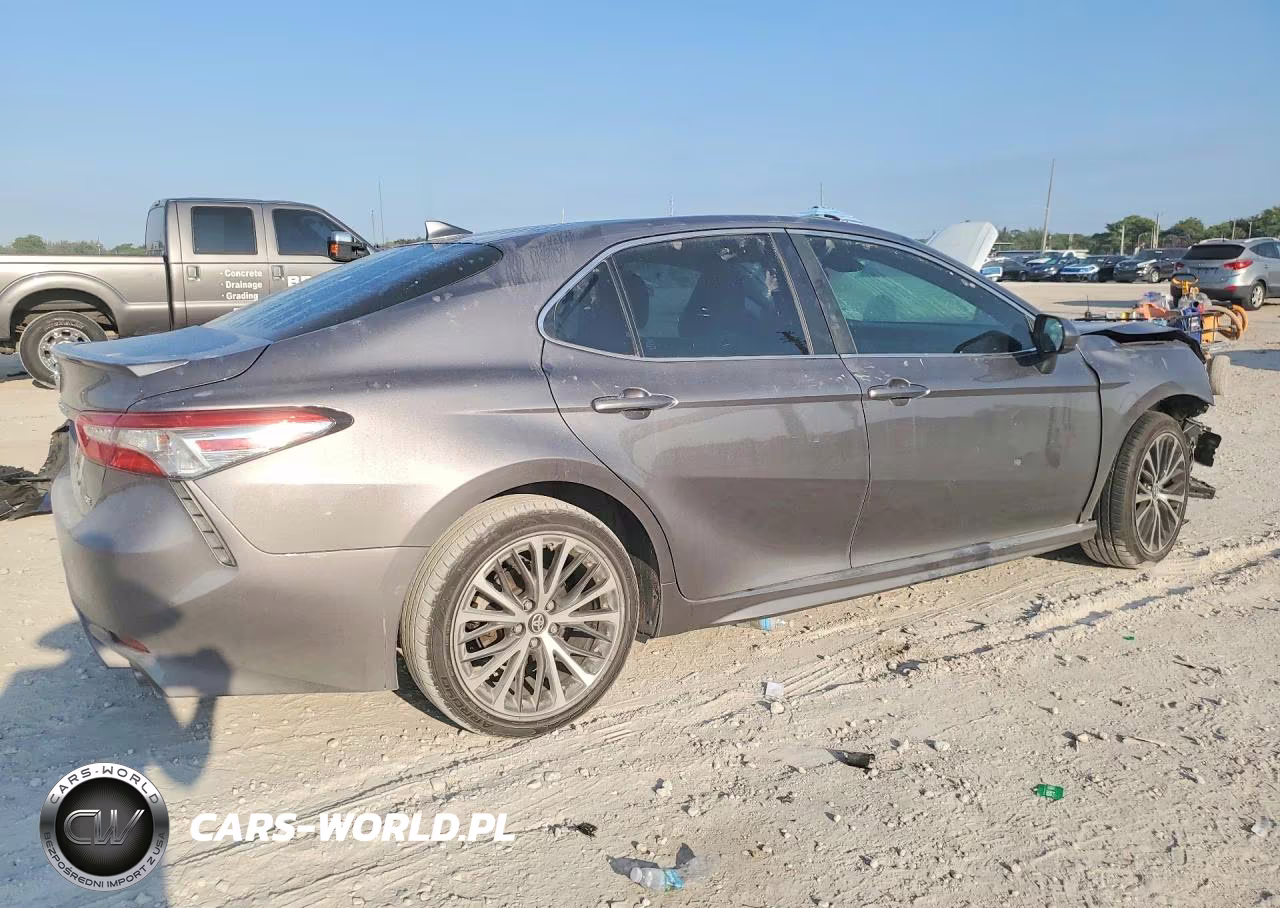 2019 Toyota Camry Se VIN:4T1B11HK2KU780866 - 3