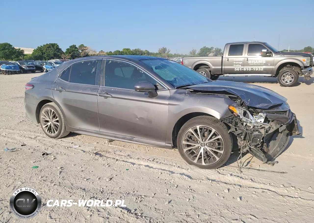 2019 Toyota Camry Se VIN:4T1B11HK2KU780866 - 4