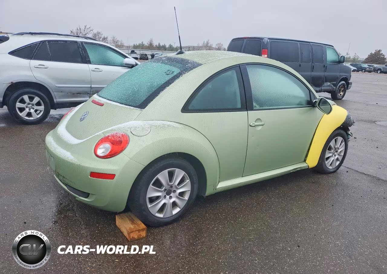 2008 Volkswagen New Beetle S VIN:3VWRG31CX8M506406 - 3