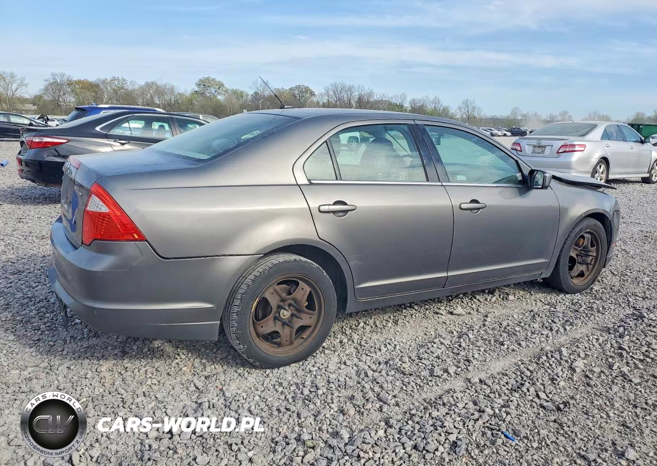 2010 Ford Fusion Se VIN:3FAHP0HA6AR214123 - 3