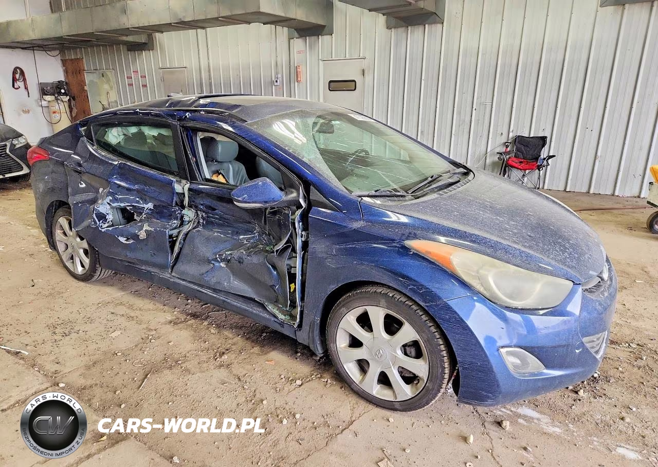 2013 Hyundai Elantra Limited VIN:KMHDH4AE3DU593469 - 4