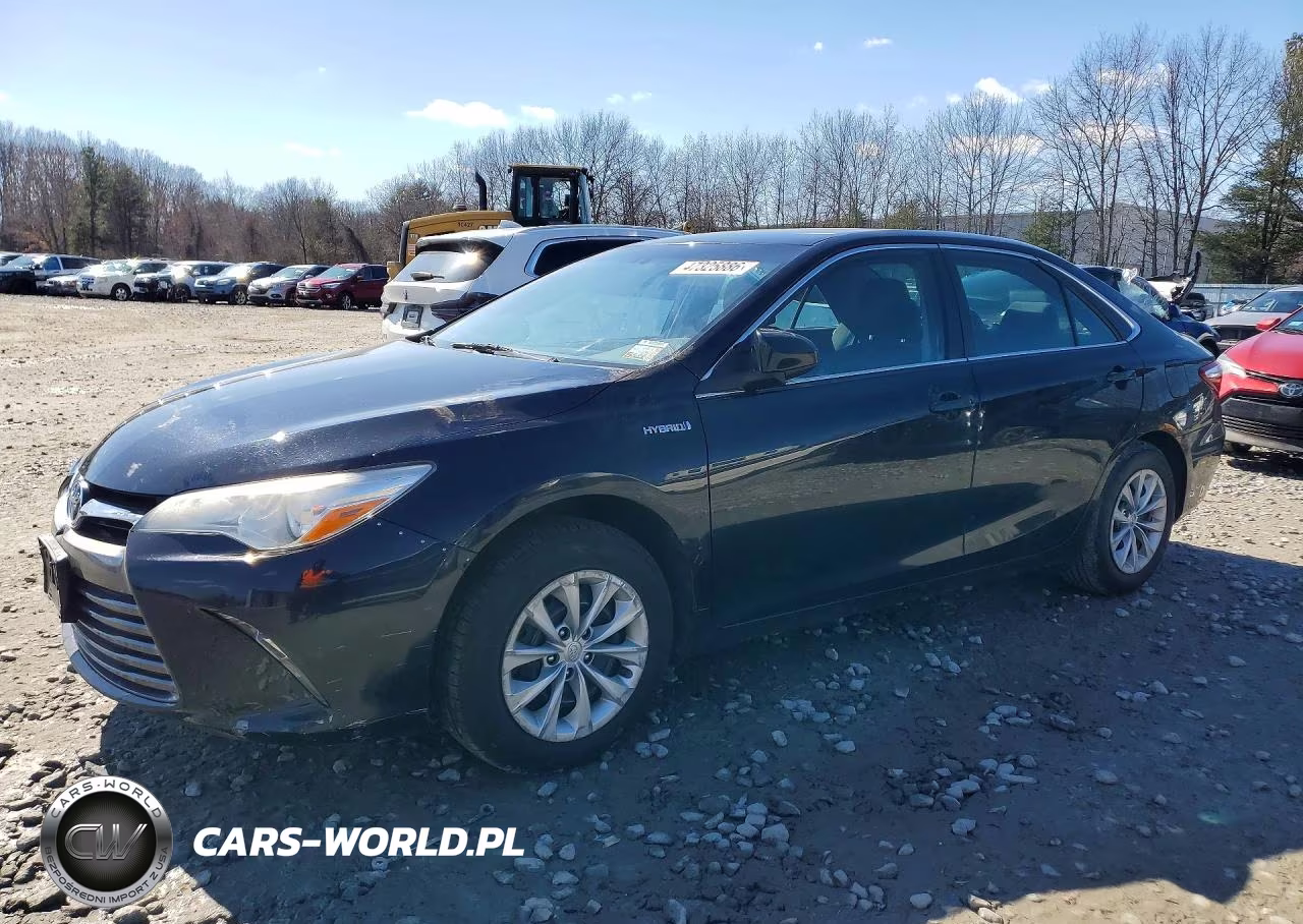 2016 Toyota Camry Hybrid Le – zdjęcie 1 z 12