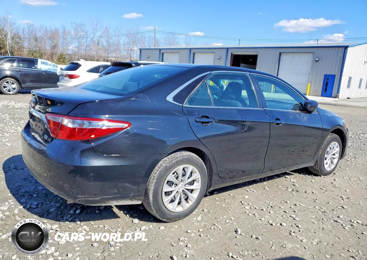 2016 Toyota Camry Hybrid Le VIN:4T1BD1FK7GU185108 - 3