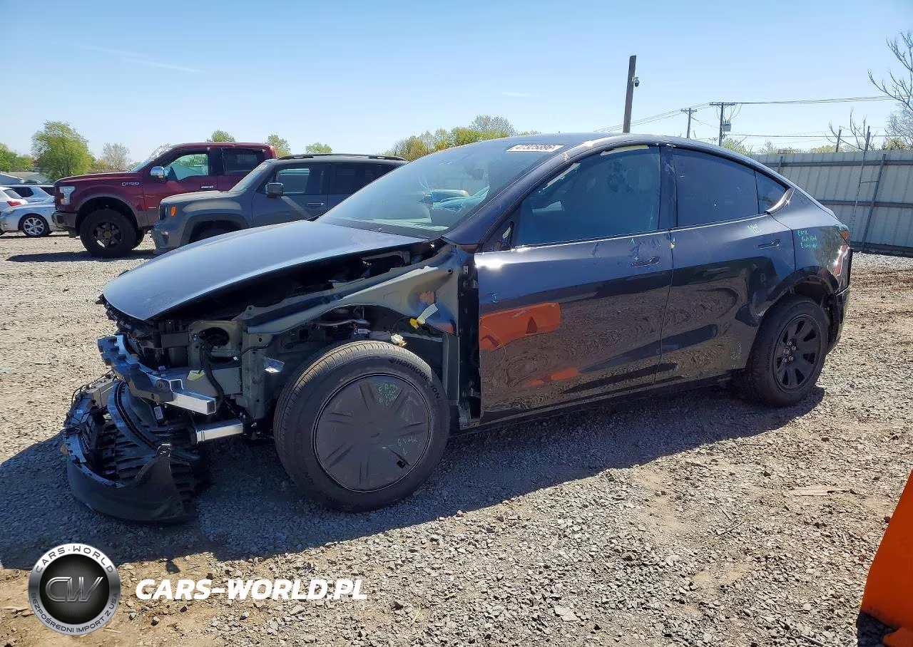 2026 Tesla Model Y VIN:7SAYGDED2TA590953 - 1
