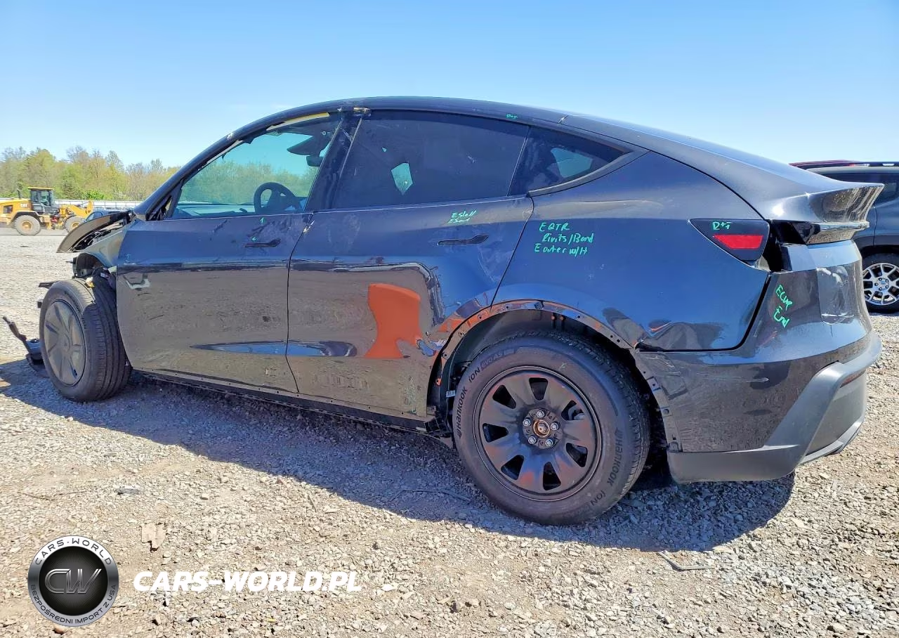 2026 Tesla Model Y VIN:7SAYGDED2TA590953 - 2