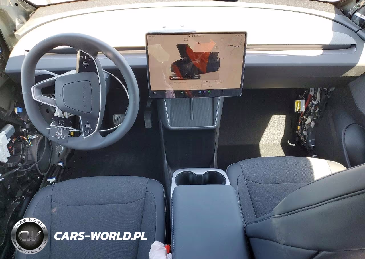 2026 Tesla Model Y VIN:7SAYGDED2TA590953 - 8