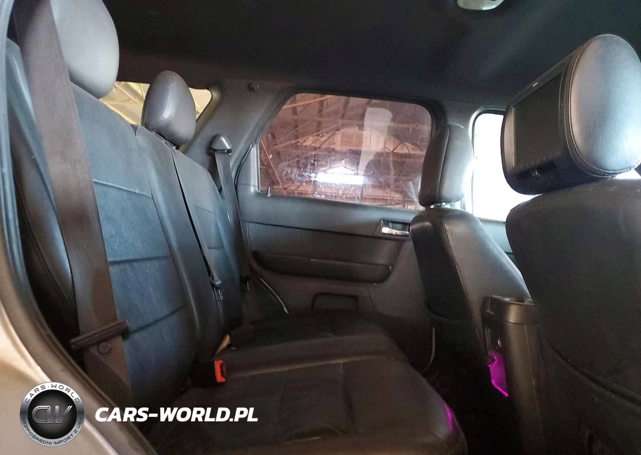 2011 Ford Escape VIN:1FMCU0EG9BKA16823 - 10