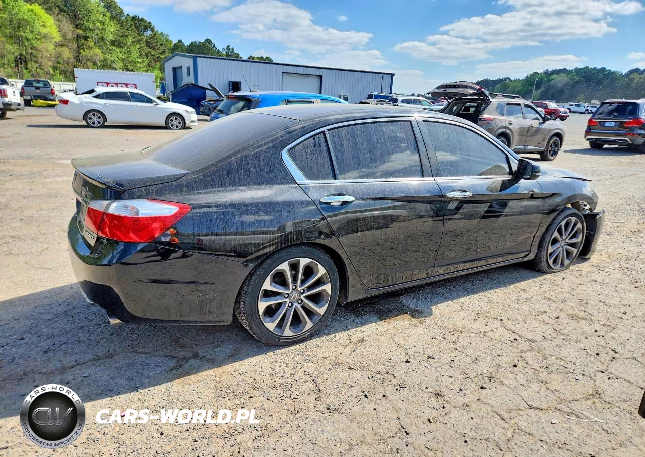 2015 Honda Accord Sport VIN:1HGCR2F56FA258352 - 3