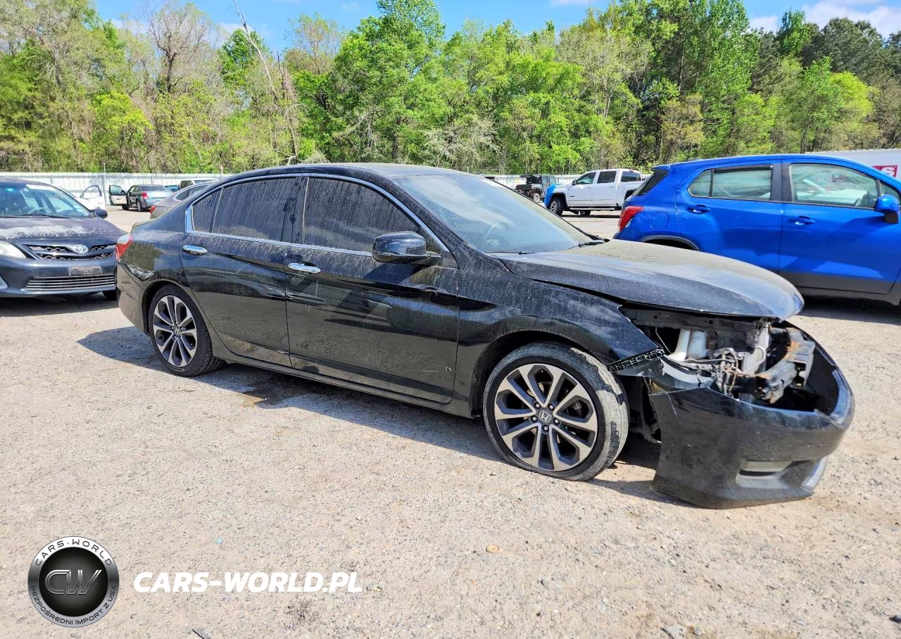 2015 Honda Accord Sport VIN:1HGCR2F56FA258352 - 4
