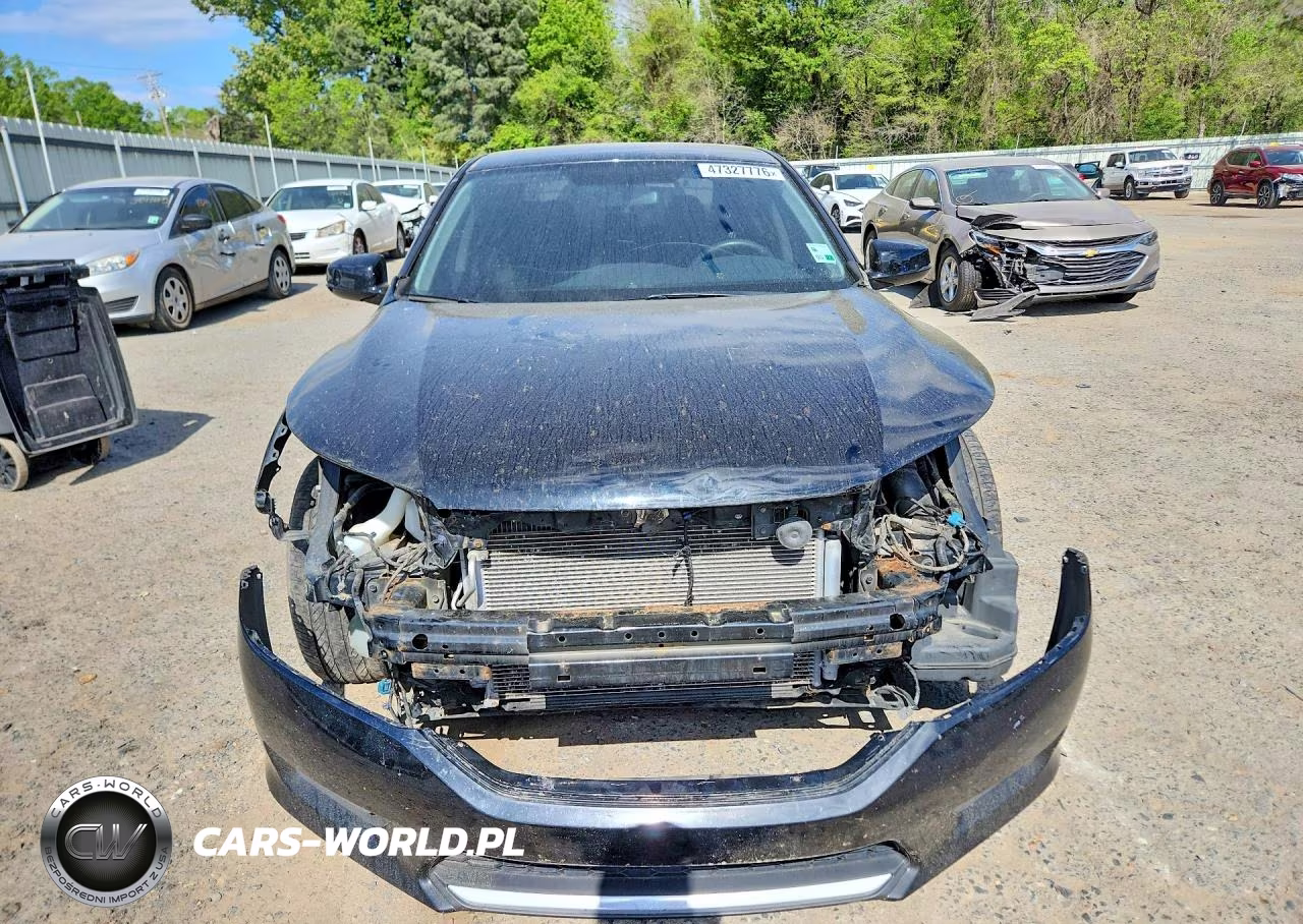 2015 Honda Accord Sport VIN:1HGCR2F56FA258352 - 5
