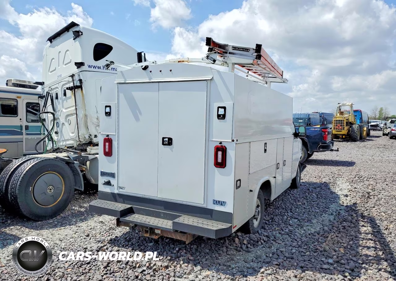 2023 GMC Savana Utility - Service Truck VIN:1GD07RF73P1104826 - 3