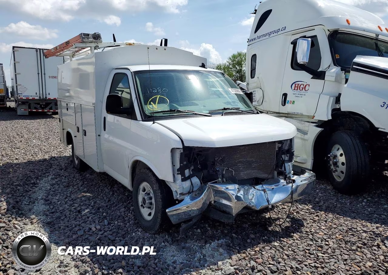 2023 GMC Savana Utility - Service Truck VIN:1GD07RF73P1104826 - 4