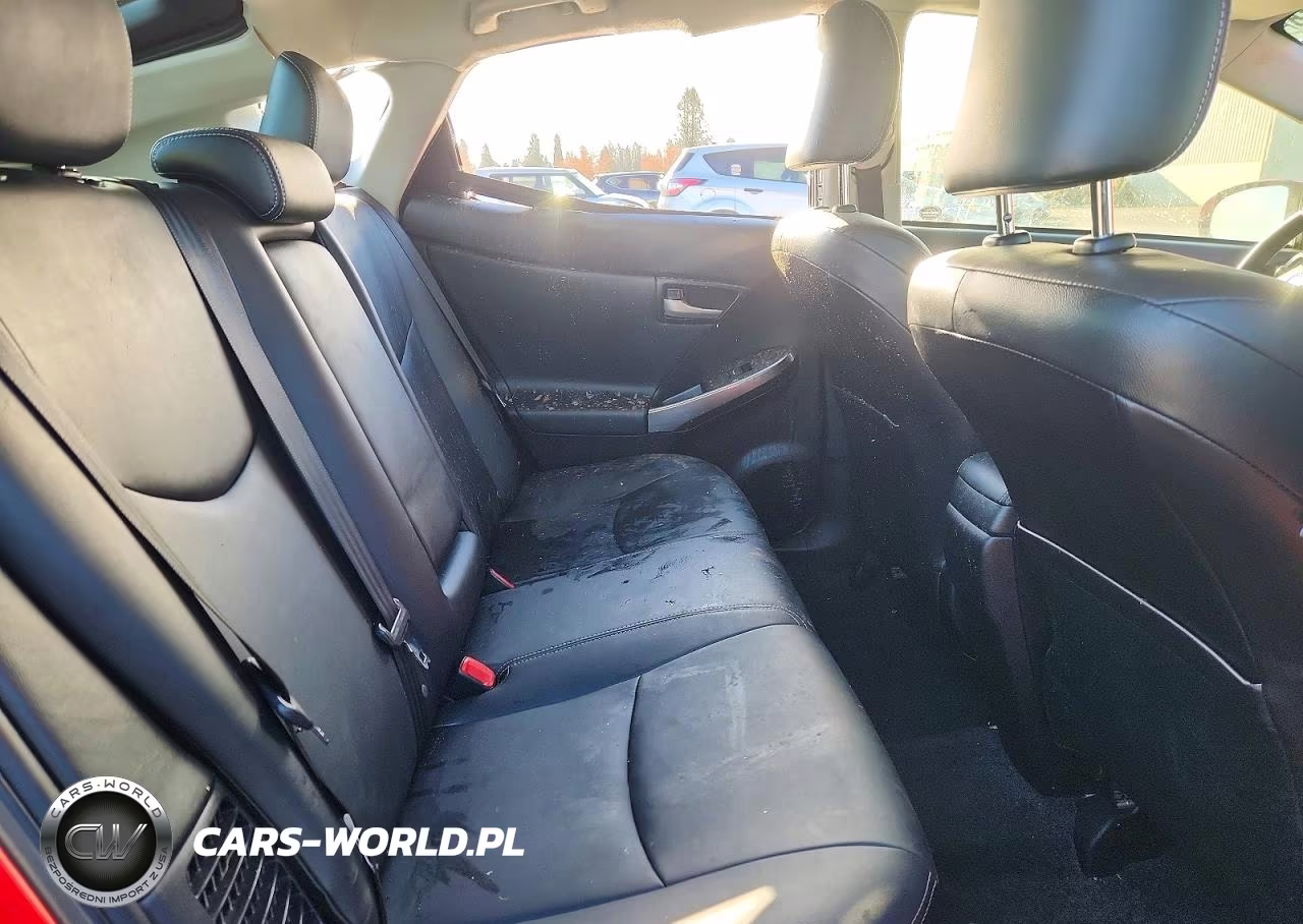 2015 Toyota Prius Persona Series VIN:JTDKN3DU5F0410049 - 10