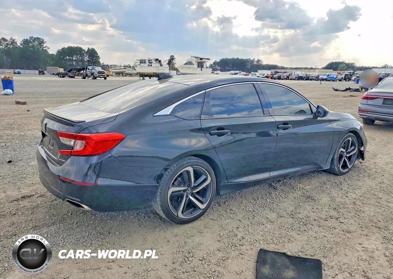 2018 Honda Accord Sport VIN:1HGCV1F32JA267918 - 3