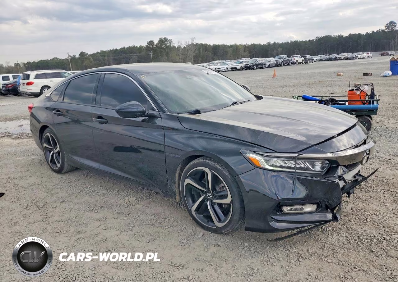 2018 Honda Accord Sport VIN:1HGCV1F32JA267918 - 4