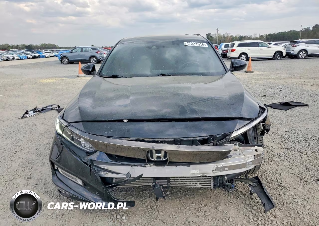 2018 Honda Accord Sport VIN:1HGCV1F32JA267918 - 5