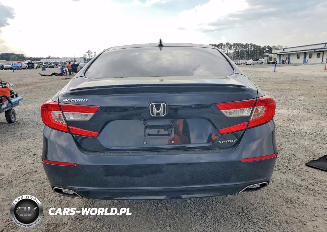 2018 Honda Accord Sport VIN:1HGCV1F32JA267918 - 6