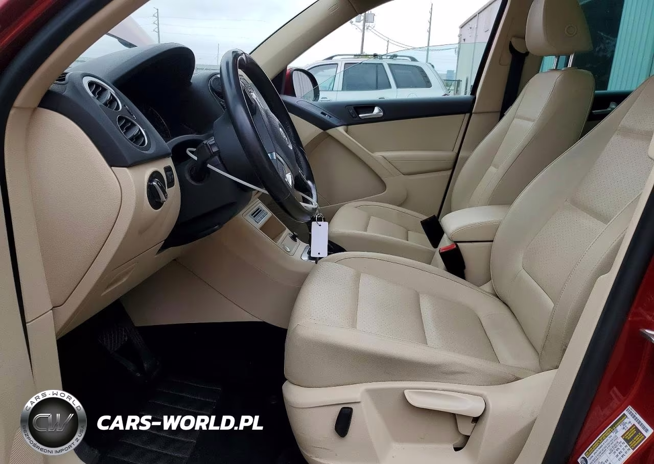 2015 Volkswagen Tiguan S VIN:WVGAV7AX5FW101689 - 7
