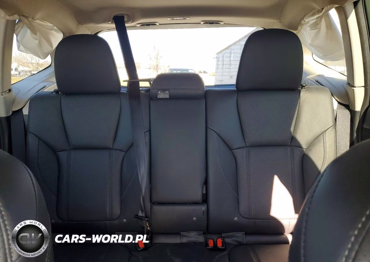 2023 Subaru Forester Touring VIN:JF2SKARC7PH536804 - 10
