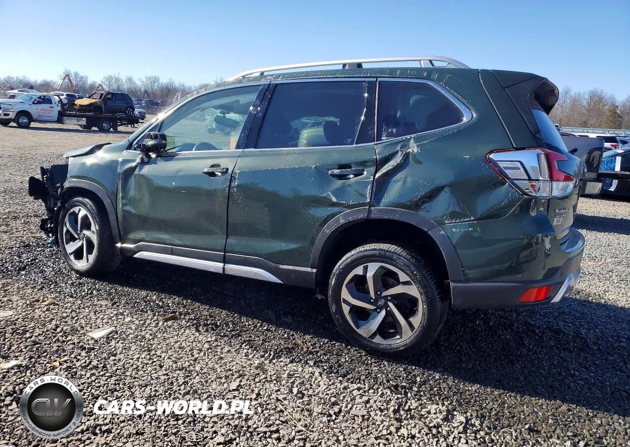 2023 Subaru Forester Touring VIN:JF2SKARC7PH536804 - 2